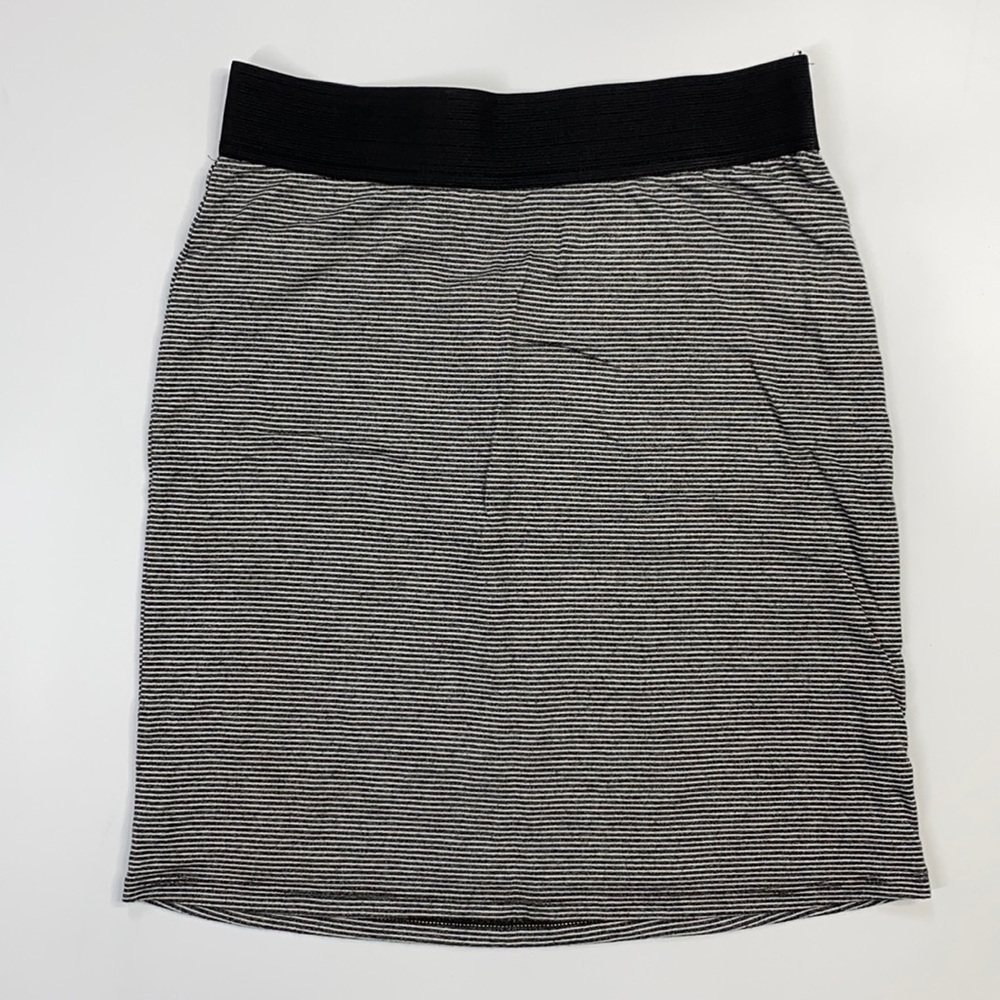 American Eagle Black White Striped Stretch Mini Skirt Size Small
